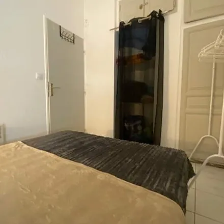 Rent this 1 bed apartment on Centre d'incendie et de secours de Sainte-Maxime in Route du Plan de la Tour, 83120 Sainte-Maxime