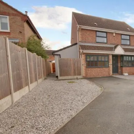 Buy this 3 bed house on Beamsley Way in Hull, HU7 3EQ