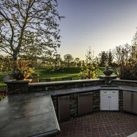 Image 7 - 10092 Valley Spring Lane, Los Angeles, CA 91602, USA - House for sale