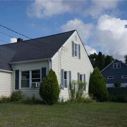 Buy this 3 bed house on 1738 West 38th Street in Erie, PA 16508