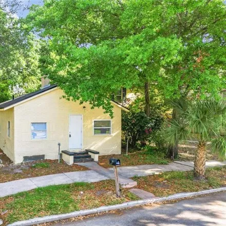 Buy this 4 bed house on 813 Columbia Street in Orlando, FL 32805
