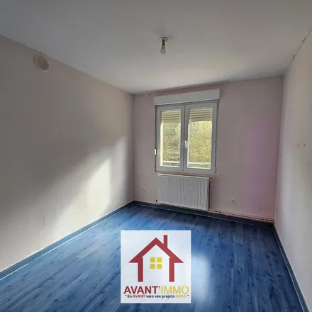Rent this 3 bed apartment on 49 Rue Pasteur in 54310 Homécourt, France