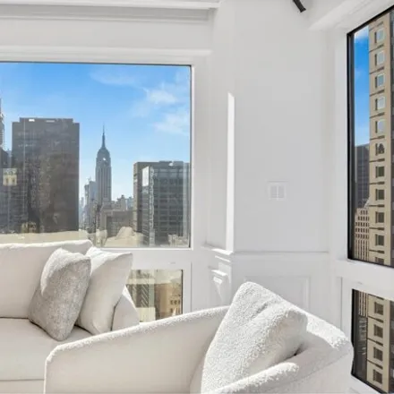 Image 3 - 721 Fifth Ave Unit 43G, New York, 10022 - Apartment for rent