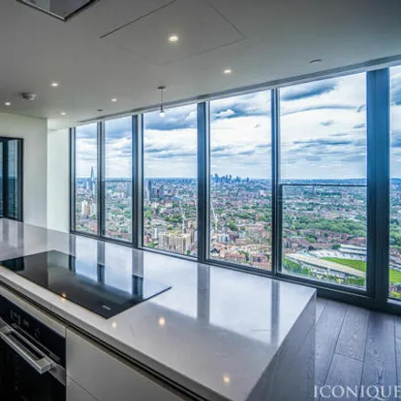 Buy this 5 bed house on DAMAC Tower in Bondway, London