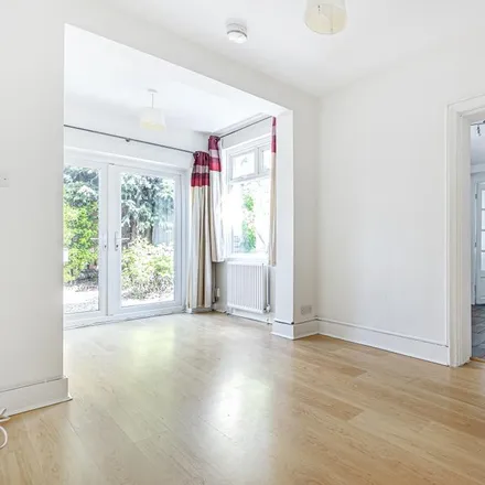 Rent this 1 bed apartment on 659 Garratt Lane in London, SW17 0NG