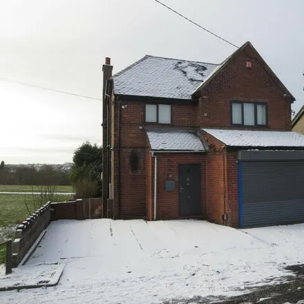 Buy this 3 bed house on Broomfield Road in Whitfield Road, Norton-Le-Moors