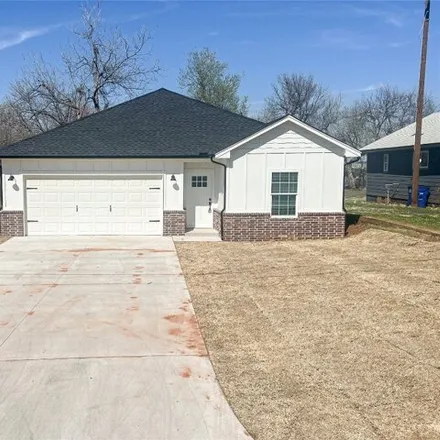 Buy this 3 bed house on 1960 East Springer Avenue in Guthrie, OK 73044