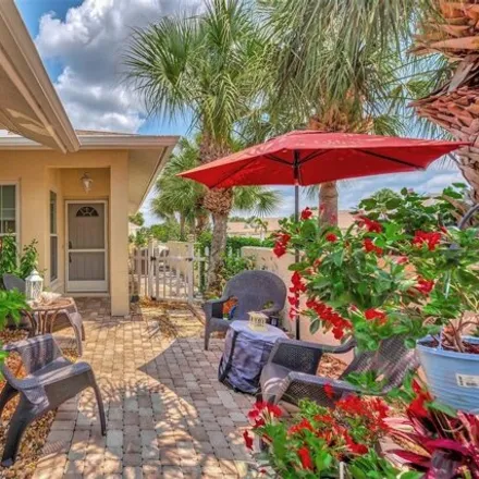 Buy this 2 bed house on 1703 Fountain View Circle in Venice, FL 34292