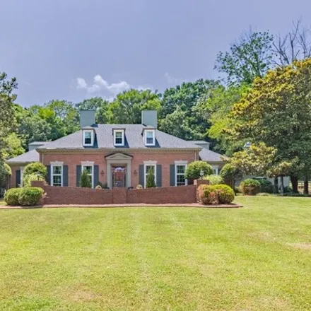 Image 1 - 1878 Lake Hill Circle, Rolling Hills, Lewisburg, TN 37091, USA - House for sale