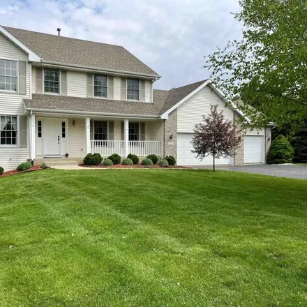 Buy this 4 bed house on 225 Ridge Way in Belvidere Township, IL 61107