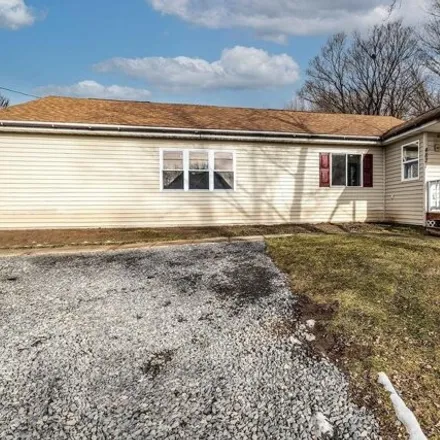 Buy this 4 bed house on 4821 Forest Avenue in City of Oneida, NY 13421