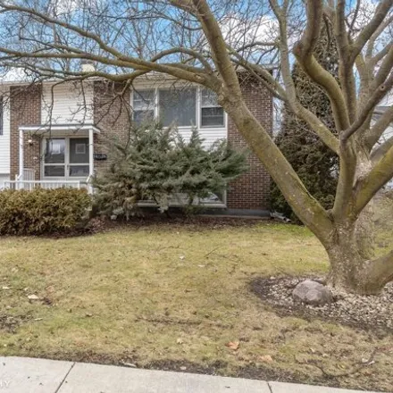 Buy this 3 bed house on 1464 Birch Drive in Mount Prospect, IL 60056