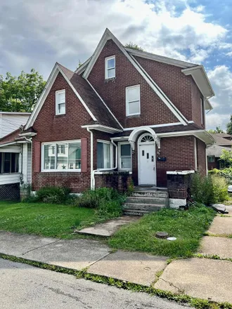 Buy this 4 bed house on 107 East C Street in East Beckley, Beckley