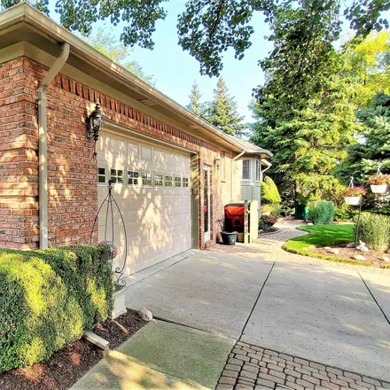 Image 3 - 21197 Parkview Drive, Macomb Township, MI 48044, USA - House for sale