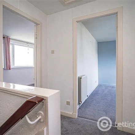 Image 1 - Foxbar Crescent, Elderslie, PA2 0RL, United Kingdom - Apartment for rent