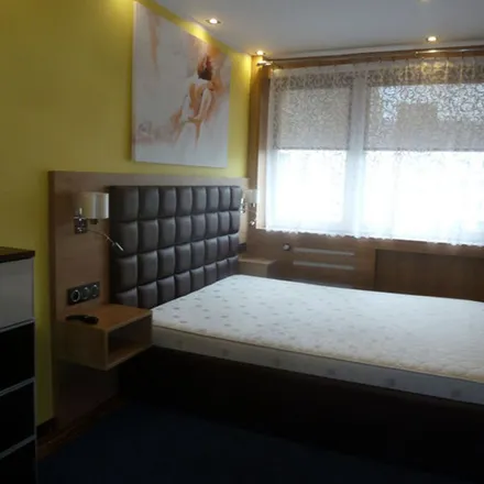 Rent this 3 bed apartment on S86 in 40-348 Sosnowiec, Poland