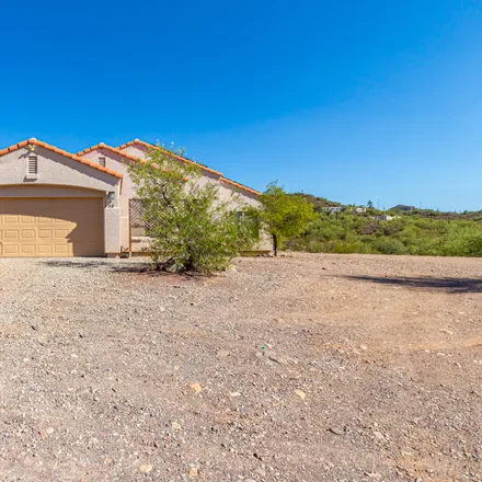 Buy this 3 bed house on 2807 West Wander Road in New River, Maricopa County