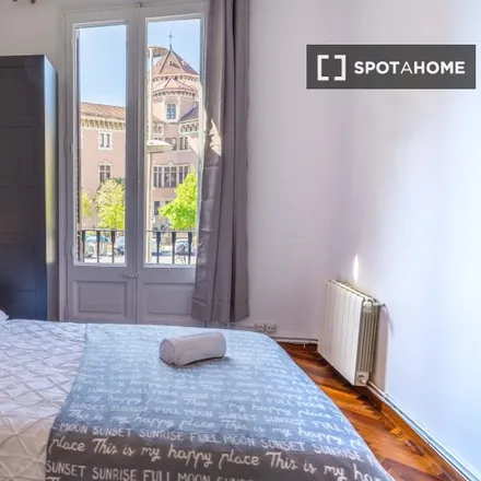 Rent this 5 bed room on Carrer del Consell de Cent in 301, 08001 Barcelona