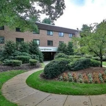 Buy this 2 bed condo on Oakhill Apartments (West Terrace) in Oakwood Drive, Hollow Woods