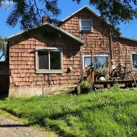 Buy this 3 bed house on 297 Ranch Lane in Hauser, Coos County