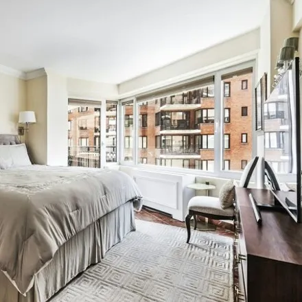 Image 2 - 431 East 53rd Street, New York, NY 10022, USA - Apartment for sale