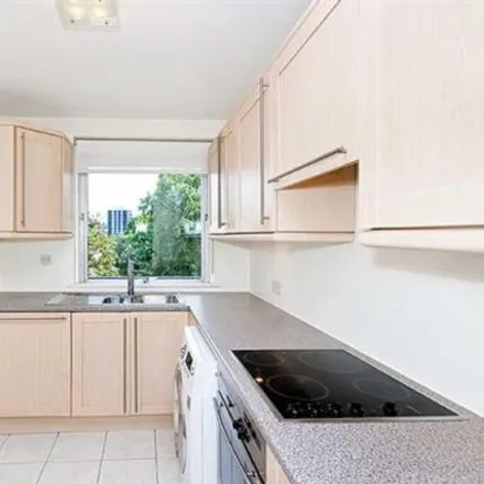 Image 3 - Hamilton House, 1 Hall Road, London, NW8 9BL, United Kingdom - Room for rent