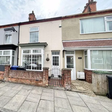 Rent this 3 bed townhouse on Kew Road in Cleethorpes, DN35 8DD