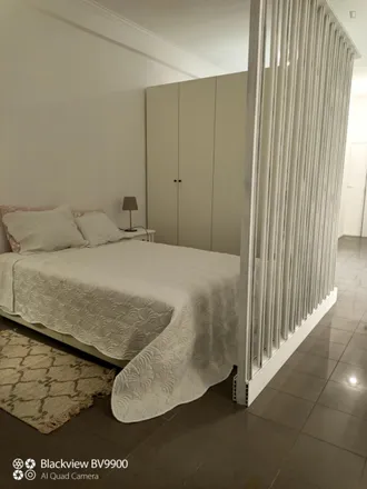 Rent this studio apartment on SITESC: Sindicato dos Trabalhadores de Escritório in Rua de Alexandre Herculano, 4000-053 Porto