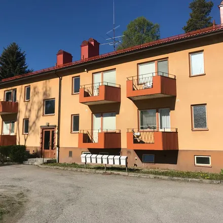 Rent this 2 bed apartment on Elzwiks väg 16 in 711 78 Lindesbergs kommun, Sweden