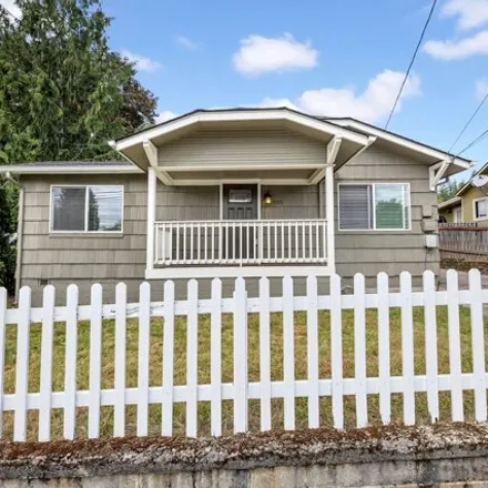 Buy this 2 bed house on 825 Northwest Greeley Street in Camas, WA 98607