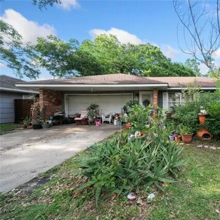 Buy this 3 bed house on 5088 Viking Drive in Houston, TX 77092