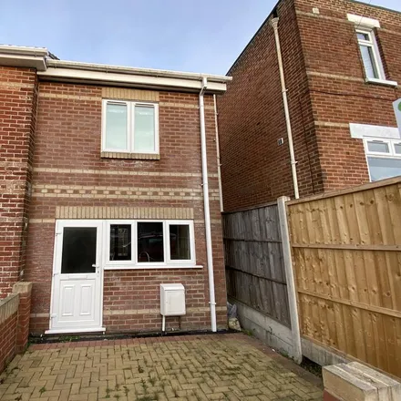 Rent this 2 bed duplex on Melville Road in Bournemouth, BH9 2PL