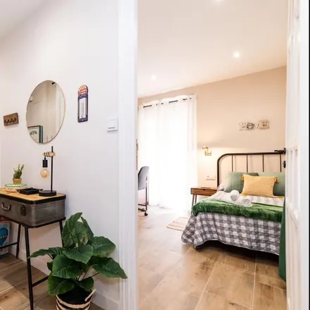 Rent this 3 bed apartment on Ayuntamiento de Granada in Plaza del Carmen, 18001 Granada