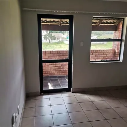 Rent this 2 bed apartment on R82 in Alan Manor, Johannesburg