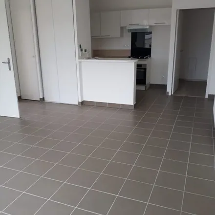 Rent this 1 bed apartment on 100 Rue de la République in 76000 Rouen, France