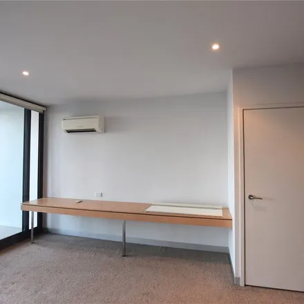 Image 7 - West Tower, 565 Flinders Street, Melbourne VIC 3000, Australia - Apartment for rent