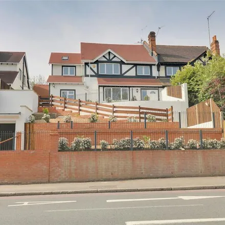 Rent this 1 bed apartment on Purley Library in Banstead Road, London
