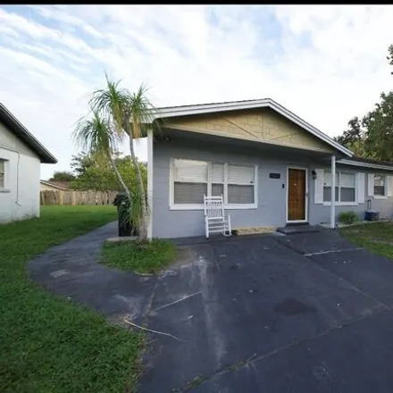 Buy this 4 bed house on 1255 Poppy Avenue in Orlando, FL 32811