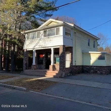 Rent this 3 bed apartment on 119 Church Street in City of Saratoga Springs, NY 12866
