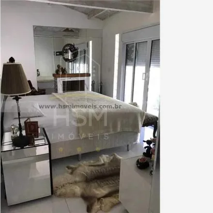 Buy this 5 bed house on Avenida dos Lagos in Jardim Belval, Barueri - SP