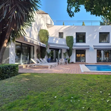 Buy this 4 bed house on 29660 Marbella