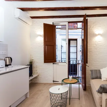 Rent this studio apartment on Carrer del Malnom in 6, 08001 Barcelona