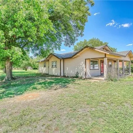 Image 2 - 305 East Roger Miller Boulevard, Erick, Beckham County, OK 73645, USA - House for sale