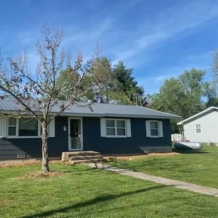 Buy this 3 bed house on 341 East Harker Street in Mountain Grove, MO 65711