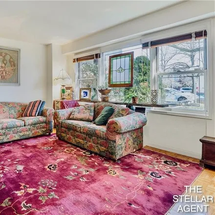 Image 3 - 1163 Ocean Parkway, New York, NY 11230, USA - Condo for sale