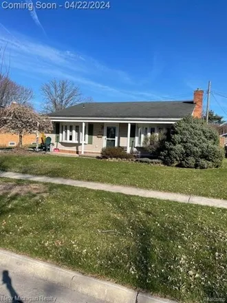 Buy this 3 bed house on 947 Western Avenue in Monroe, MI 48161