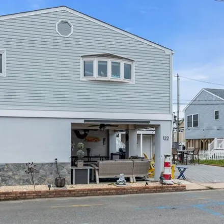 Image 2 - 122 West Dune Way, Monterey Beach, Toms River, NJ 08735, USA - House for sale