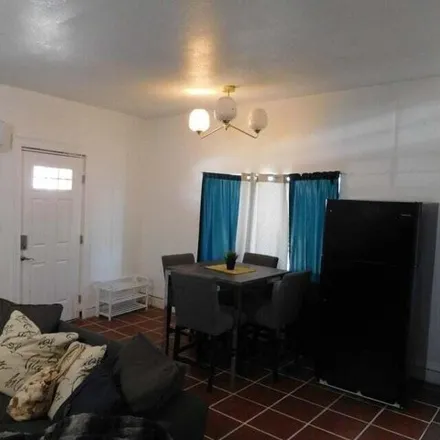 Image 4 - 1656 Ladrillo Place, El Paso, TX 79901, USA - House for rent