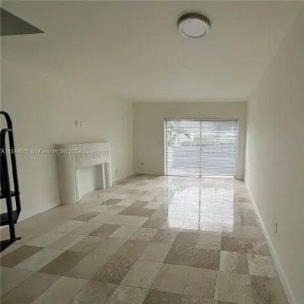 Image 2 - 7801 Northeast 4th Court, Little River, Miami, FL 33138, USA - Townhouse for rent