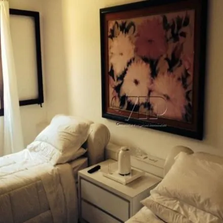 Buy this 6 bed house on Coral padaria e restaurante in Rua Jorge Lóssio 741, Centro